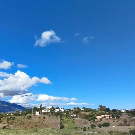 Your Oasis Of Luxury And Leisure At Gazules Del Sol In Marbella Area - Benahavis Apartment