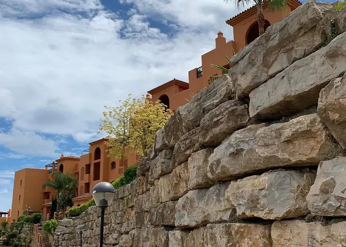 Your Oasis Of Luxury And Leisure At Gazules Del Sol In Marbella Area - Benahavis Апартаменты Эстепона
