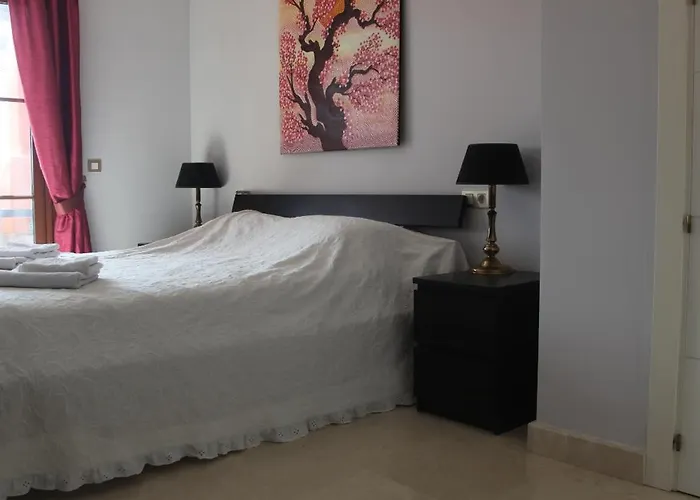 Your Oasis Of Luxury And Leisure At Gazules Del Sol In Marbella Area - Benahavis Эстепона